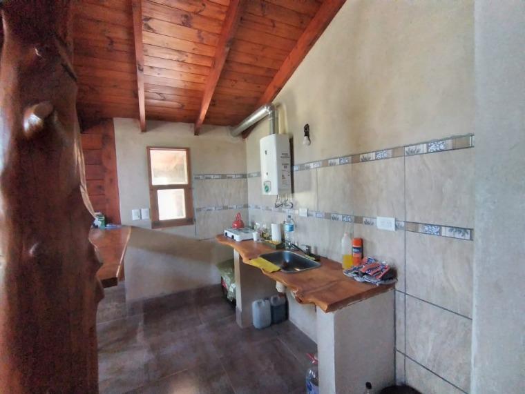 Foto de En venta cabaña de troncos en barrio Capilla Vieja, imagen 4