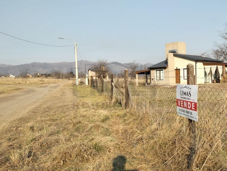 Se Vende Terreno 1.496 m² con Vista a Las Sierras 3
