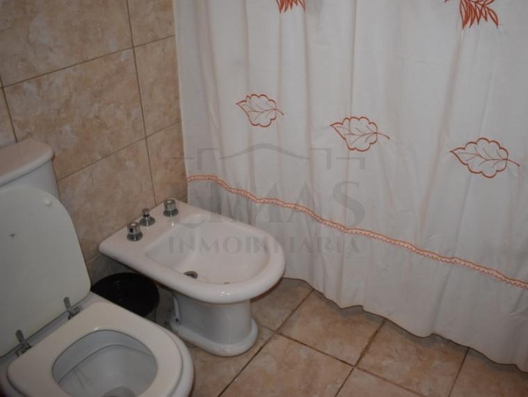 B° Villa Galicia - Hermosa Cabaña de Troncos con Pileta 4