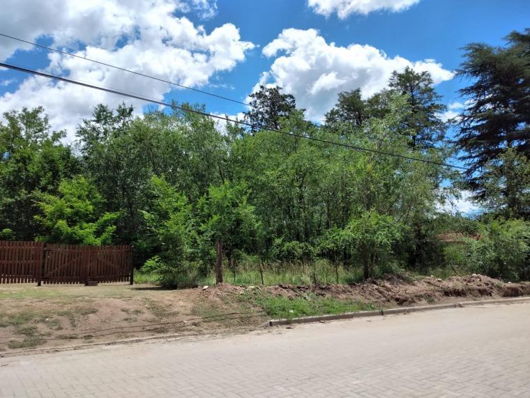 Foto de Terreno de 1.429m2 sobre la principal en el centro del pueblo en venta, imagen 3