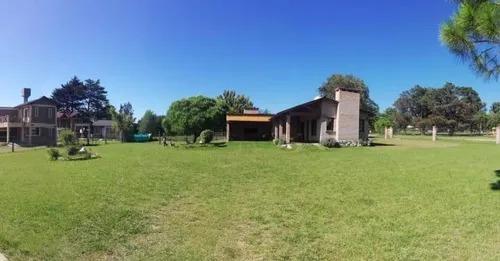 3 Casas Tipo Cabañas con Excelente Ubicación 2