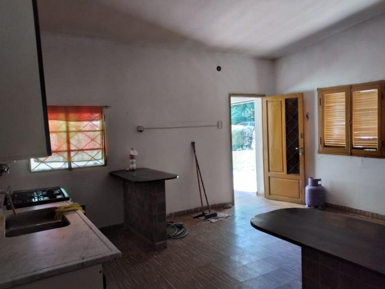Casa con Amplio Parque a Sólo 150 m del Río 3
