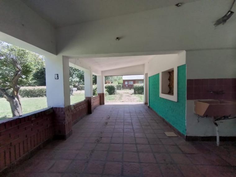 Casa con Amplio Parque a Sólo 150 m del Río 5