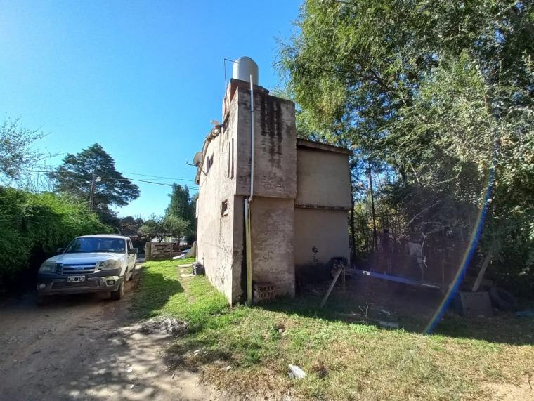 A Refaccionar 2 Casas de 2 Dorm. c/u 4