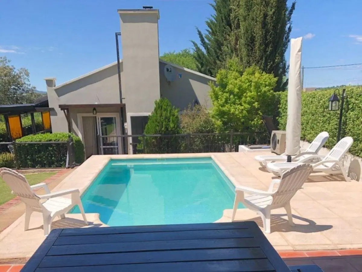 Casa de 3 Dormitorios con piscina 8