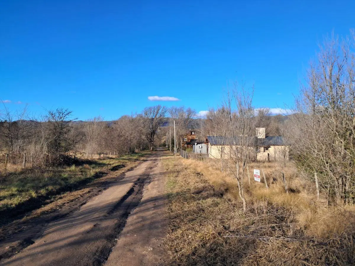 Hermoso terreno de 510M2 a metros del río. 8