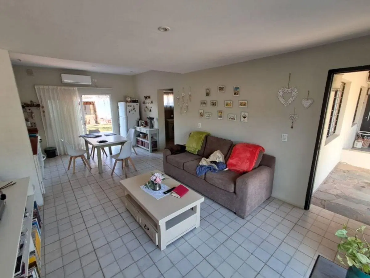 Depto. tipo casa en Villa Gral. Belgrano 4