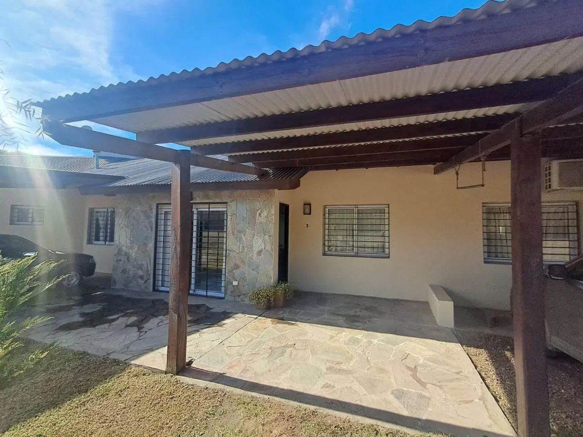 Depto. tipo casa en Villa Gral. Belgrano 5