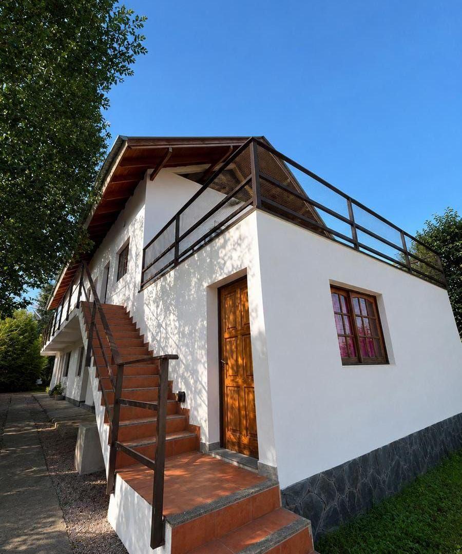 Complejo de 9 departamentos en pleno centro de Villa General Belgrano.