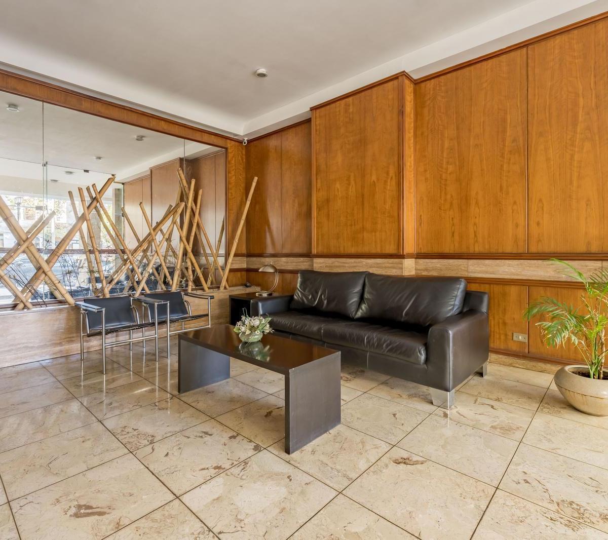 Departamento en Venta Pileta, Quincho y Cocheras Centro Rosario 2
