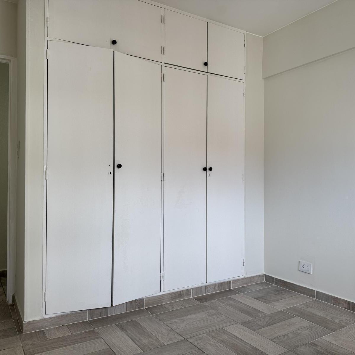 Departamento Tres Dorm. en Venta Centro 2