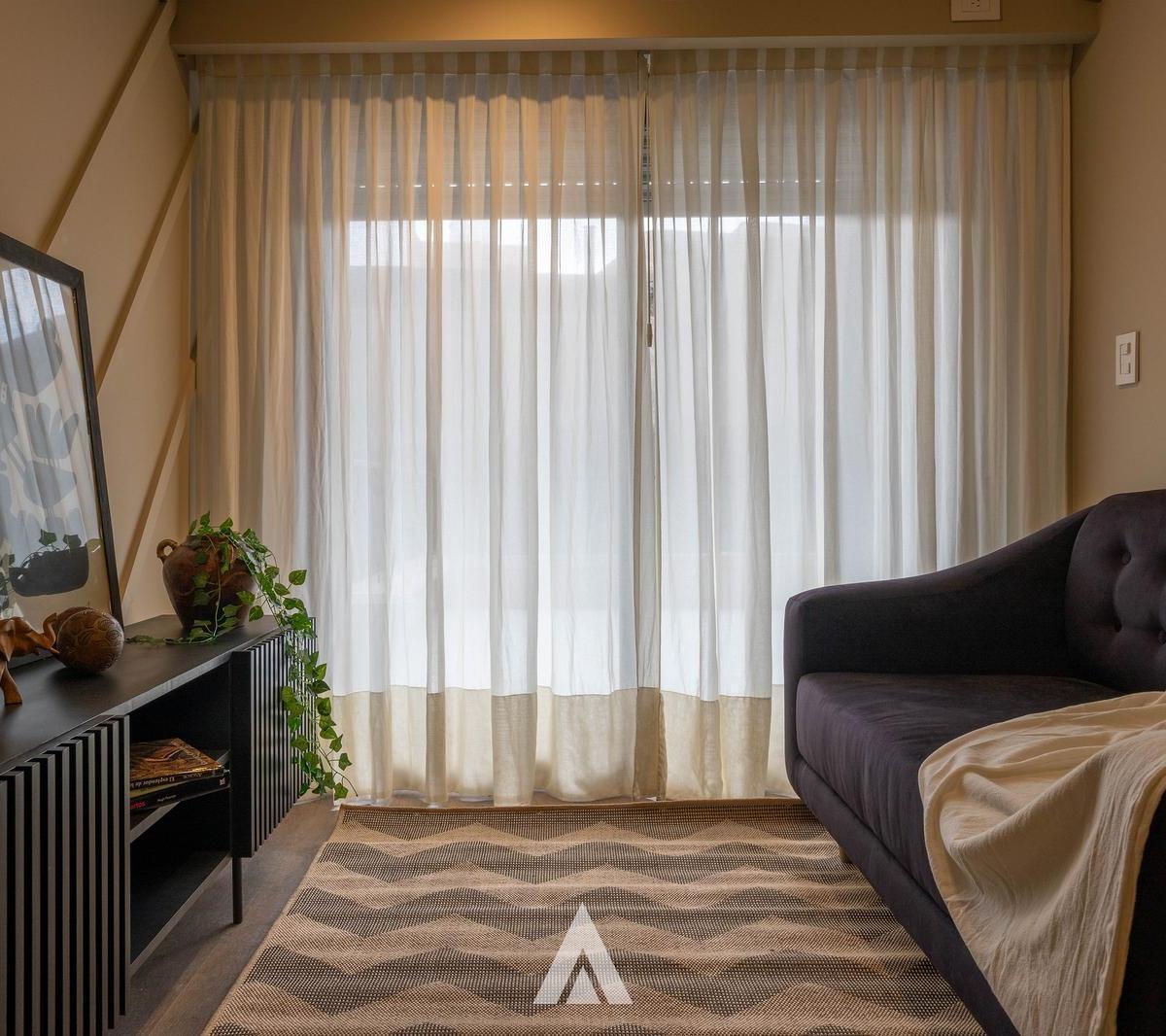 Departamento Tres Dorm. en Venta Centro 4