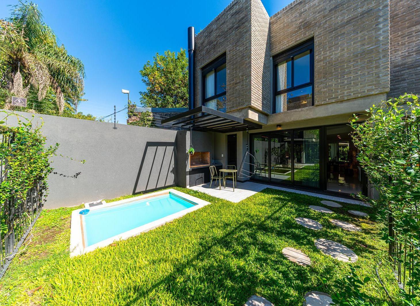 Hermosa unidad PH de 4 dormitorios con patio- Fisherton