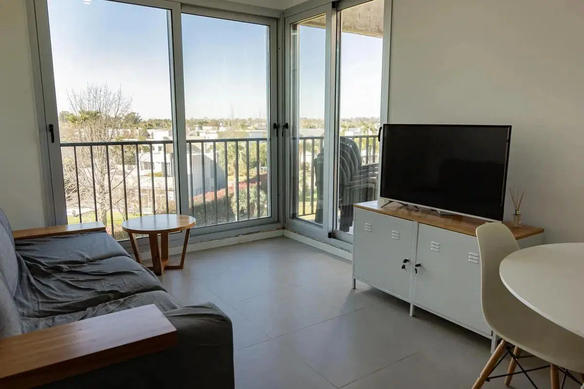 Departamento dos dormitorios terraza en venta  8 Sauces 2