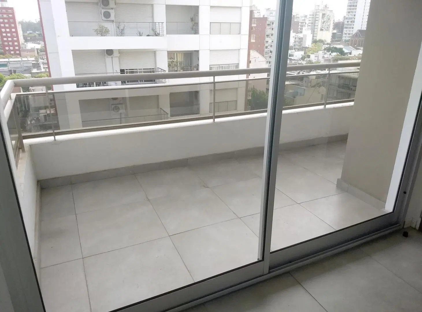 Departamento un dormitorio al frente en venta Abasto Rosario 5