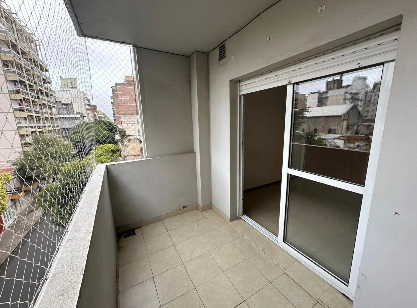 Departamento un dormitorio en venta centro Rosario 3