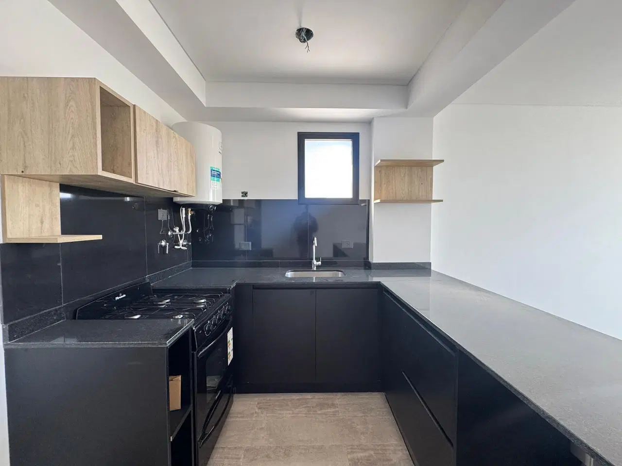 Venta departamento un dormitorio con balcón AMENITIES Rosario 1