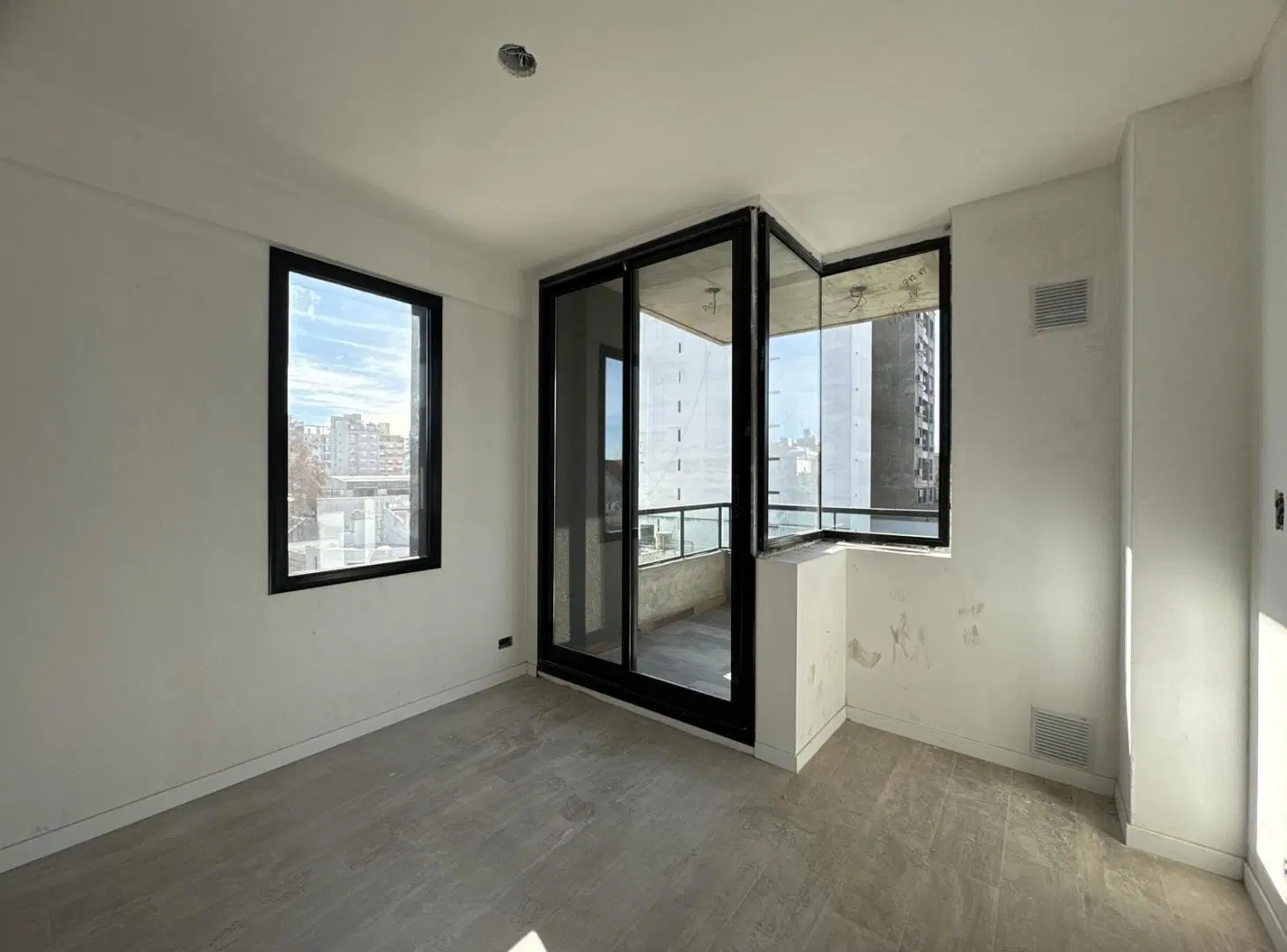 Venta departamento un dormitorio con balcón AMENITIES Rosario 4