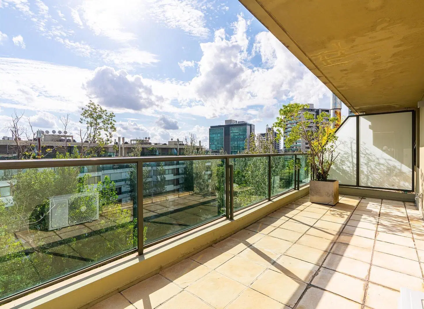 Duplex 3 dormitorios en venta Puerto Norte 4