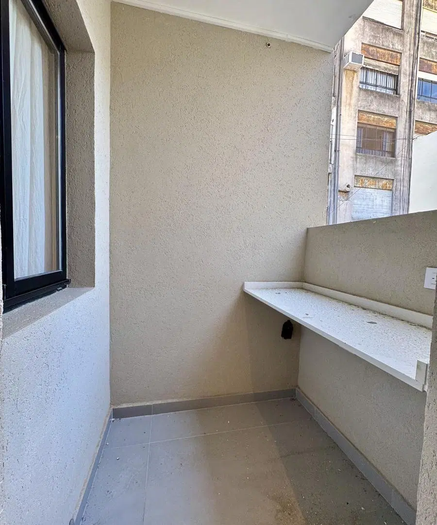 Venta departamento tres dormitorios reciclado con terraza y quincho exclusivo Centro 2