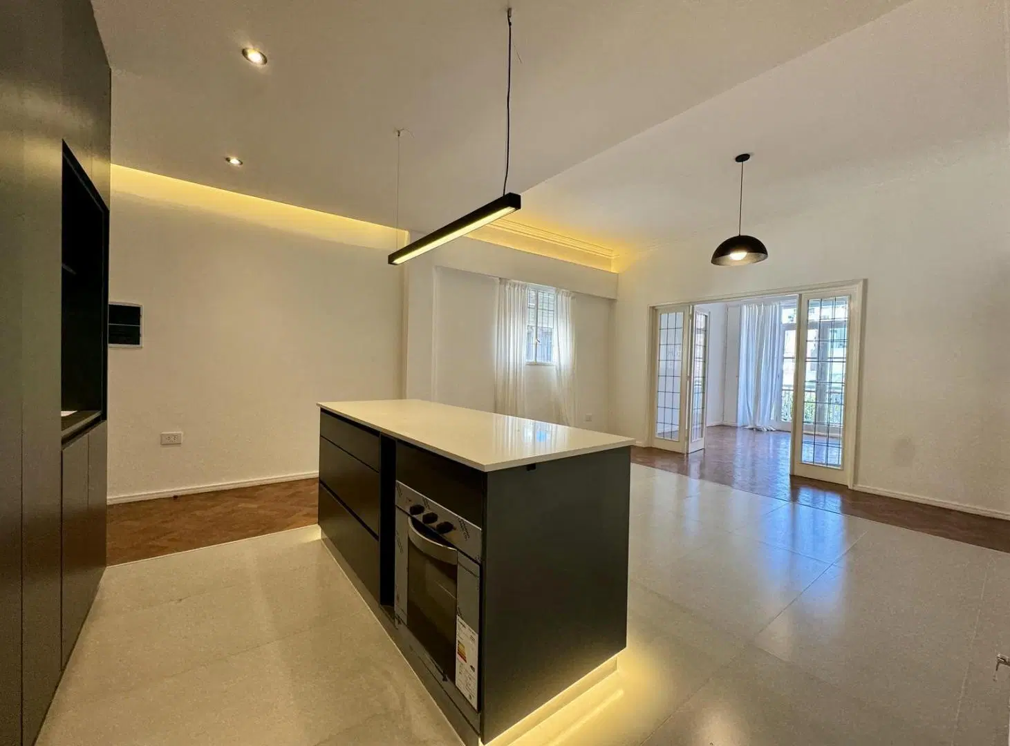 Venta departamento tres dormitorios reciclado con terraza y quincho exclusivo Centro 3