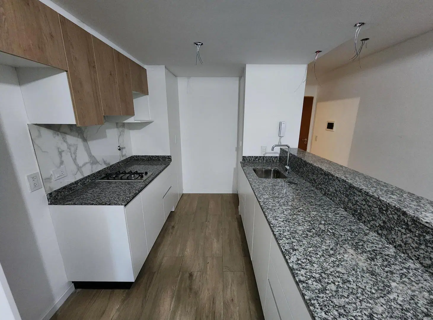 Venta Monoambiente divisible en Martin Rosario 4