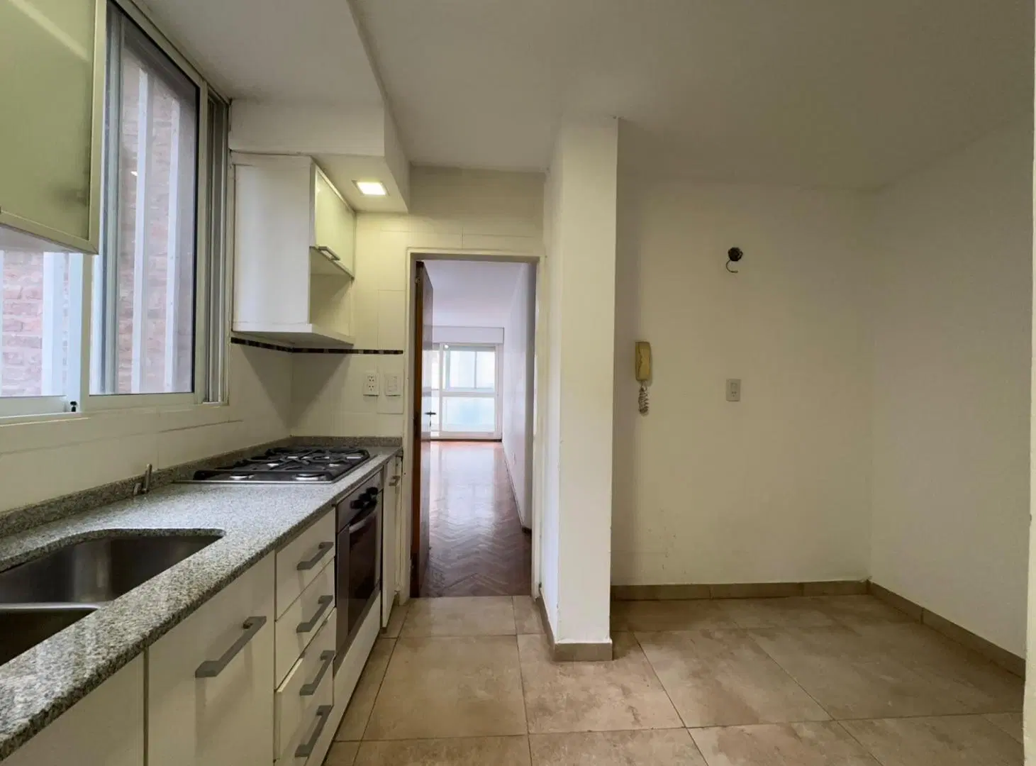 Departamento dos dormitorios en venta Centro Rosario 2