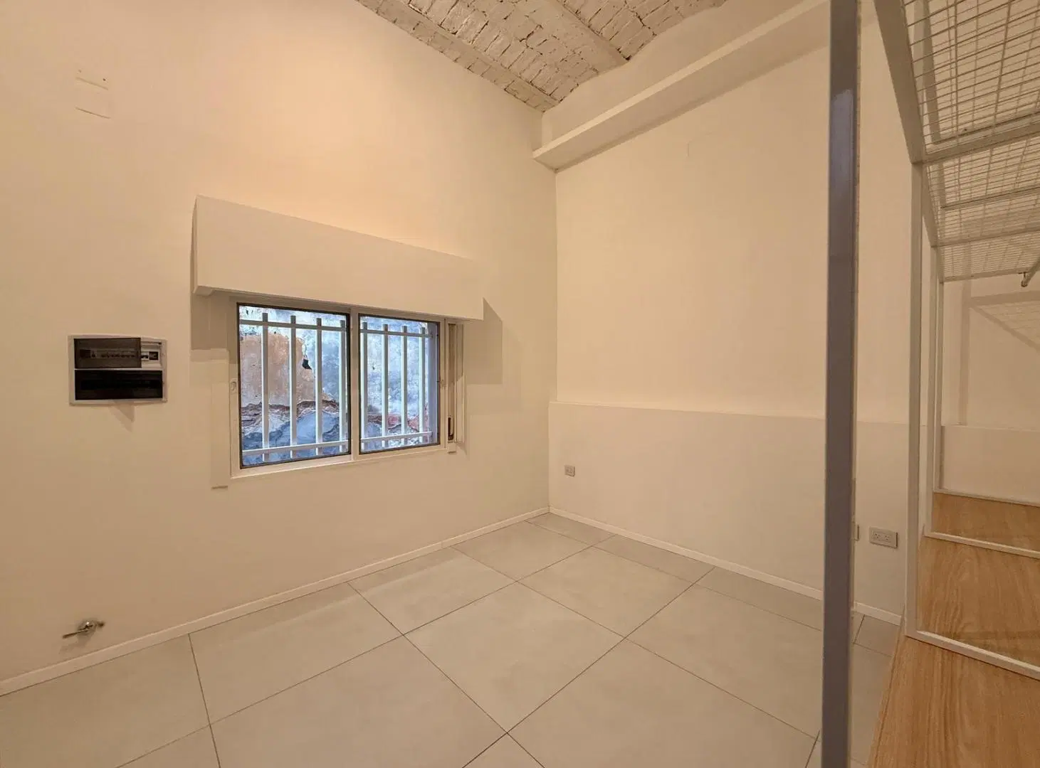PH dos dormitorios con patio y terraza en venta Abasto 3
