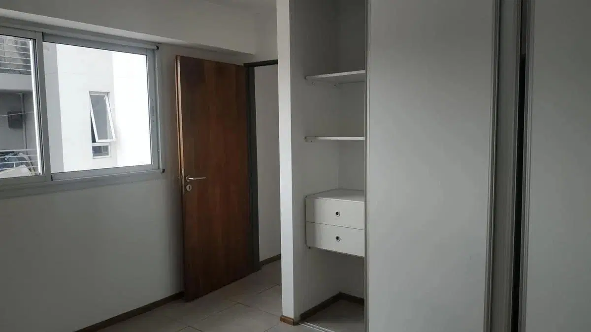 VENTA DEPARTAMENTO 1 DORMITORIO CON COCHERA  Echesortu 4