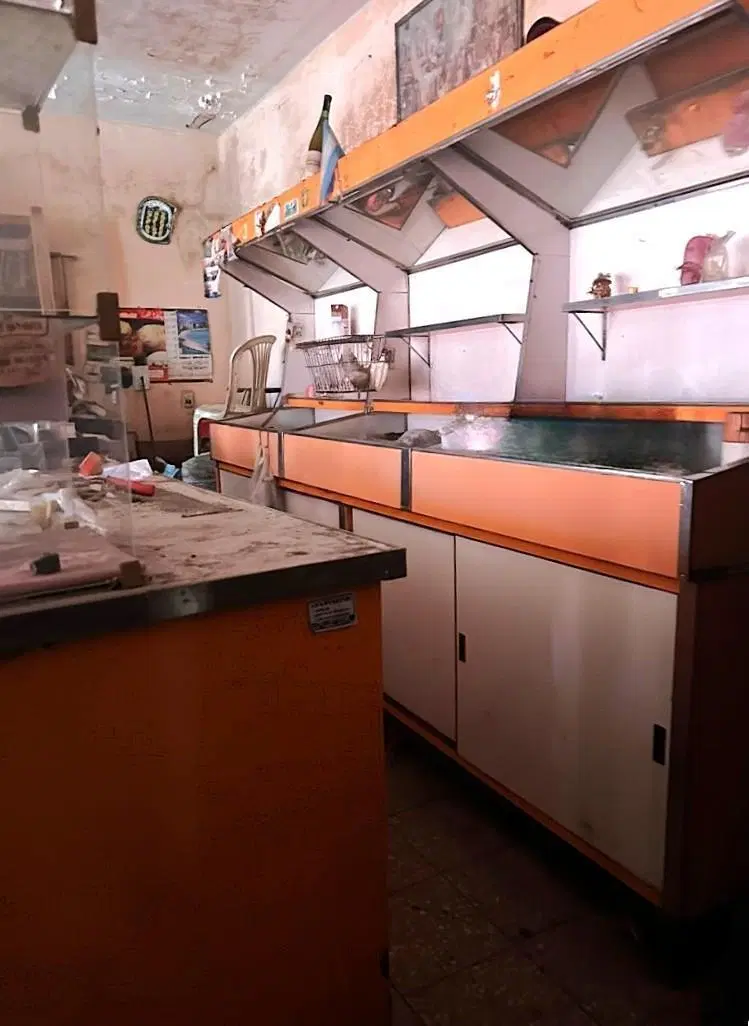 VENTA LOCAL COMERCIAL CON CASA 3 DORMITORIOS Belgrano 2
