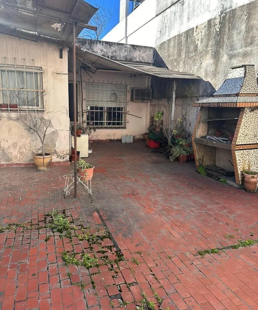 VENTA LOCAL COMERCIAL CON CASA 3 DORMITORIOS Belgrano 1
