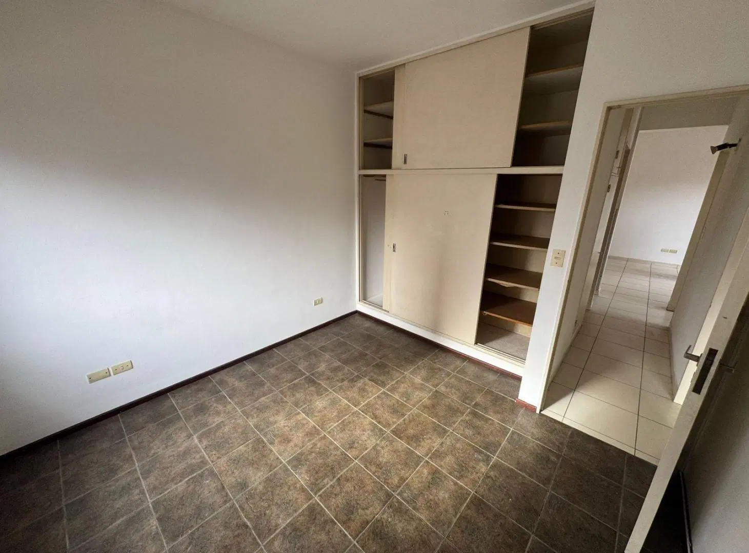 Departamento en alquiler 3 dormitorios en Abasto 5
