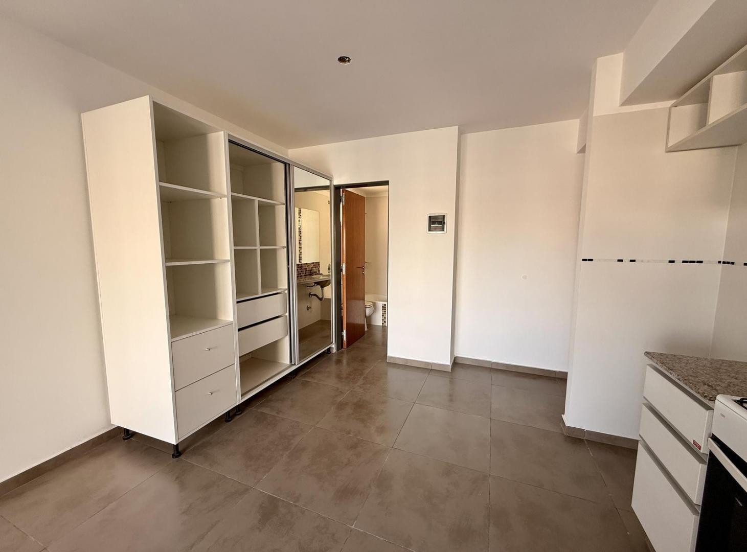 Foto de Departamento monoambiente con balcon terraza en venta Martin, imagen 5