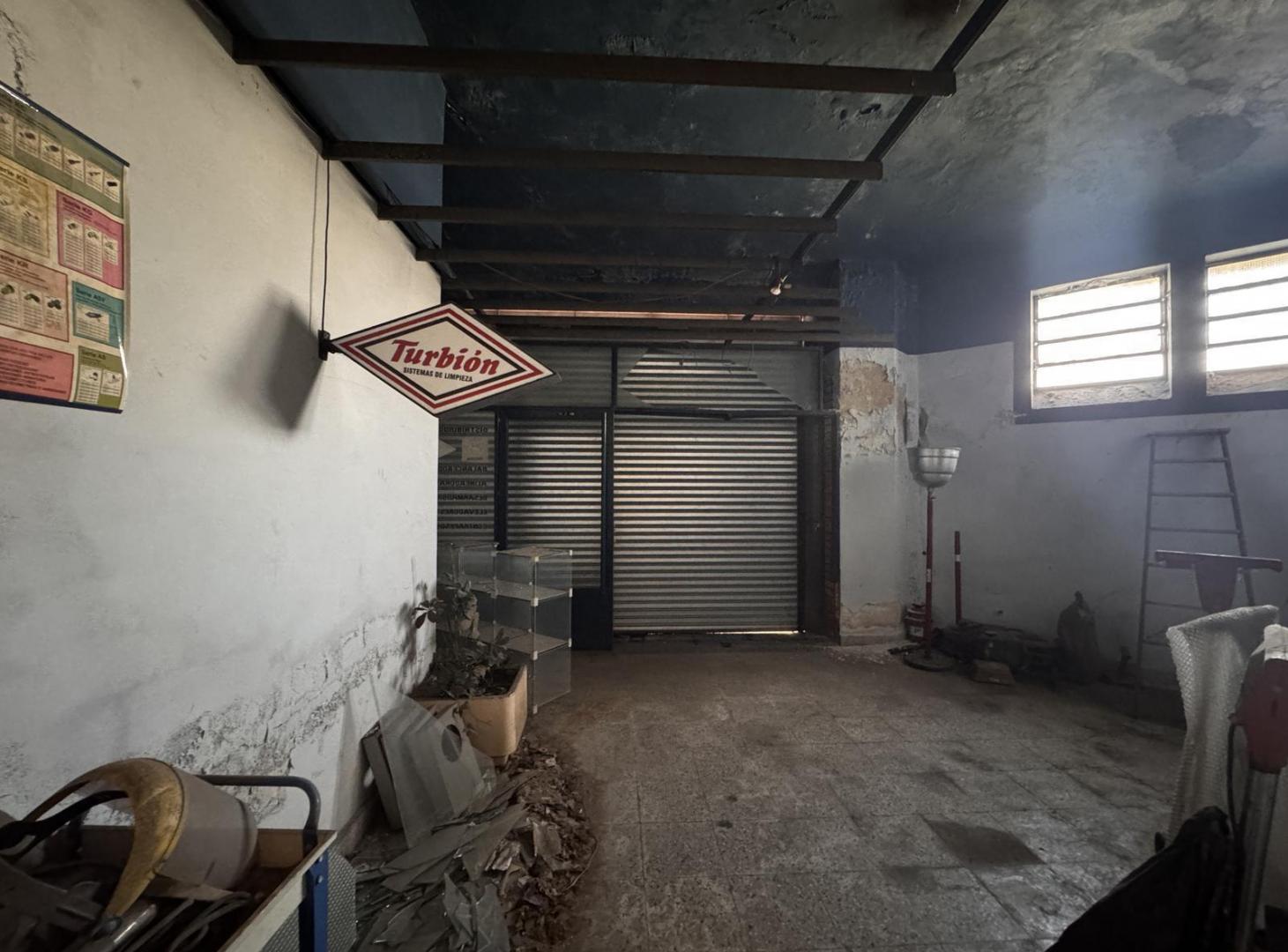 Foto de Local con oficina en venta barrio Matheu, imagen 3