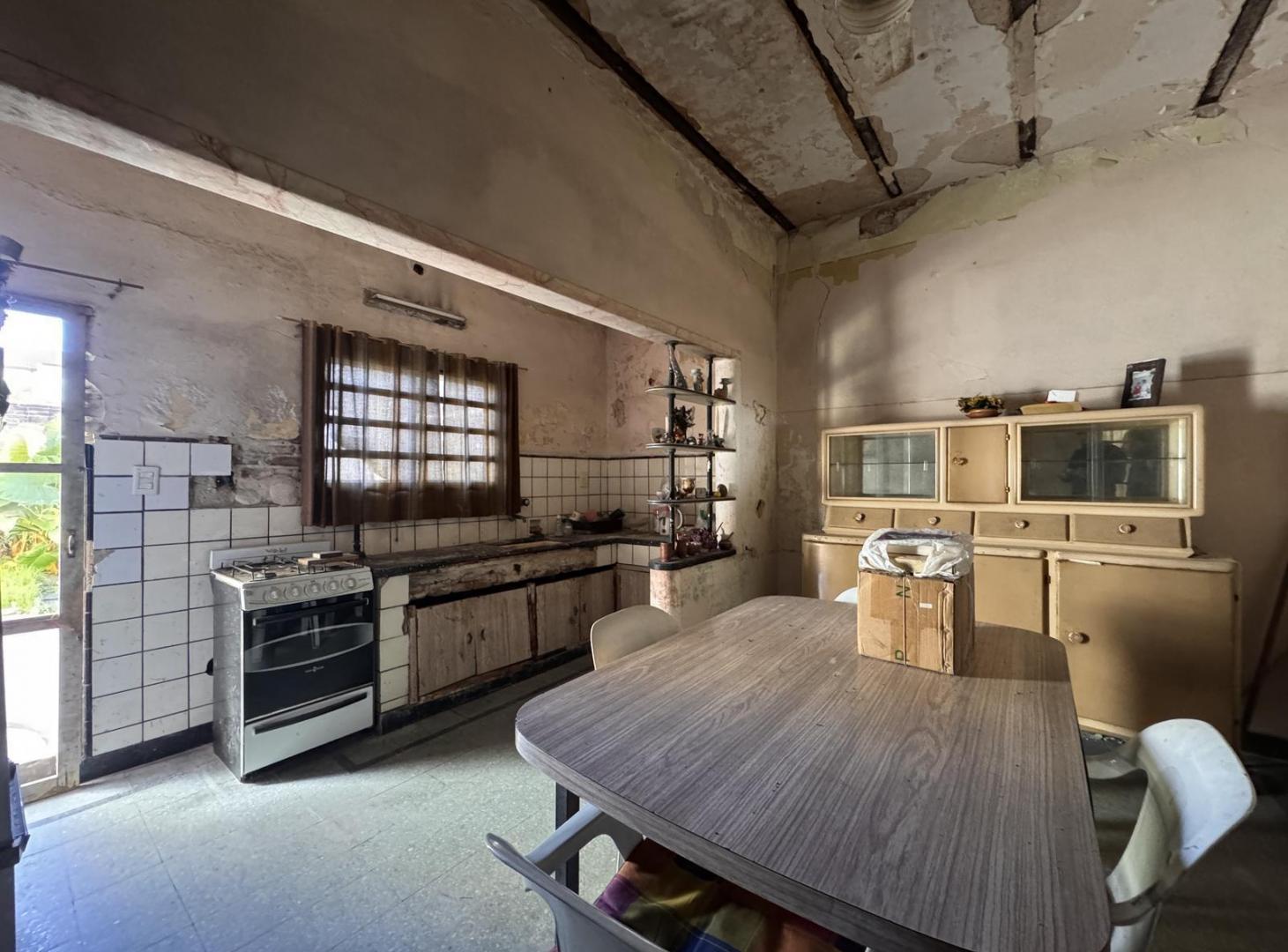 Foto de Casa A RECICLAR venta barrio Matheu, imagen 4