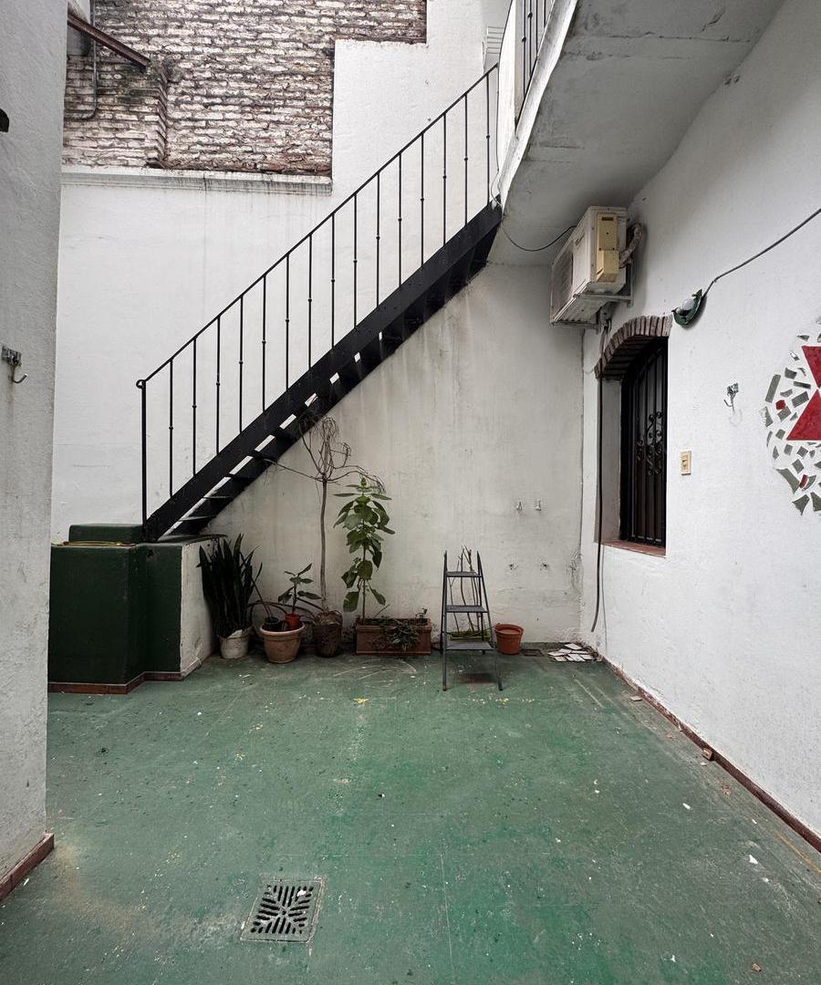 Foto de Departamento de pasillo tres dormitorios en venta Martin, imagen 2