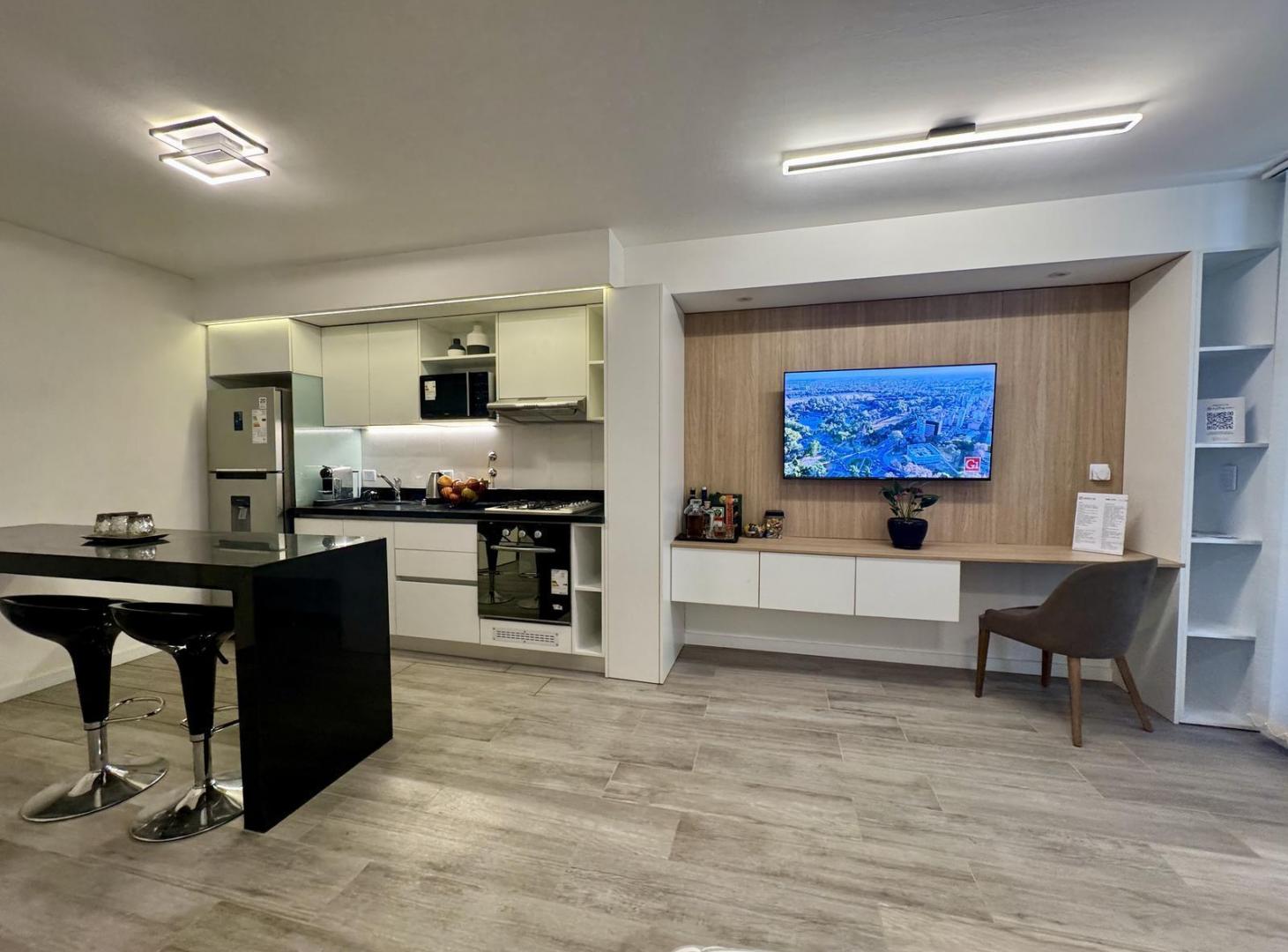 Foto de Departamento dos dormitorios con patio y balcon Rosario, imagen 2