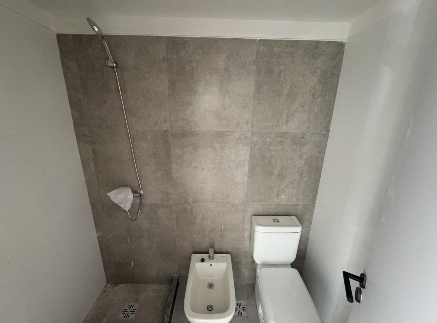 Foto de Departamento monoambiente con balcón venta Centro, imagen 5