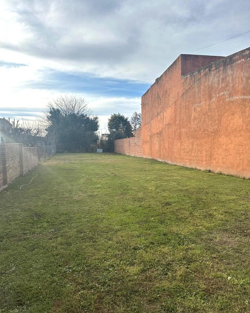 Venta| Departamento con Amplio Terreno 3