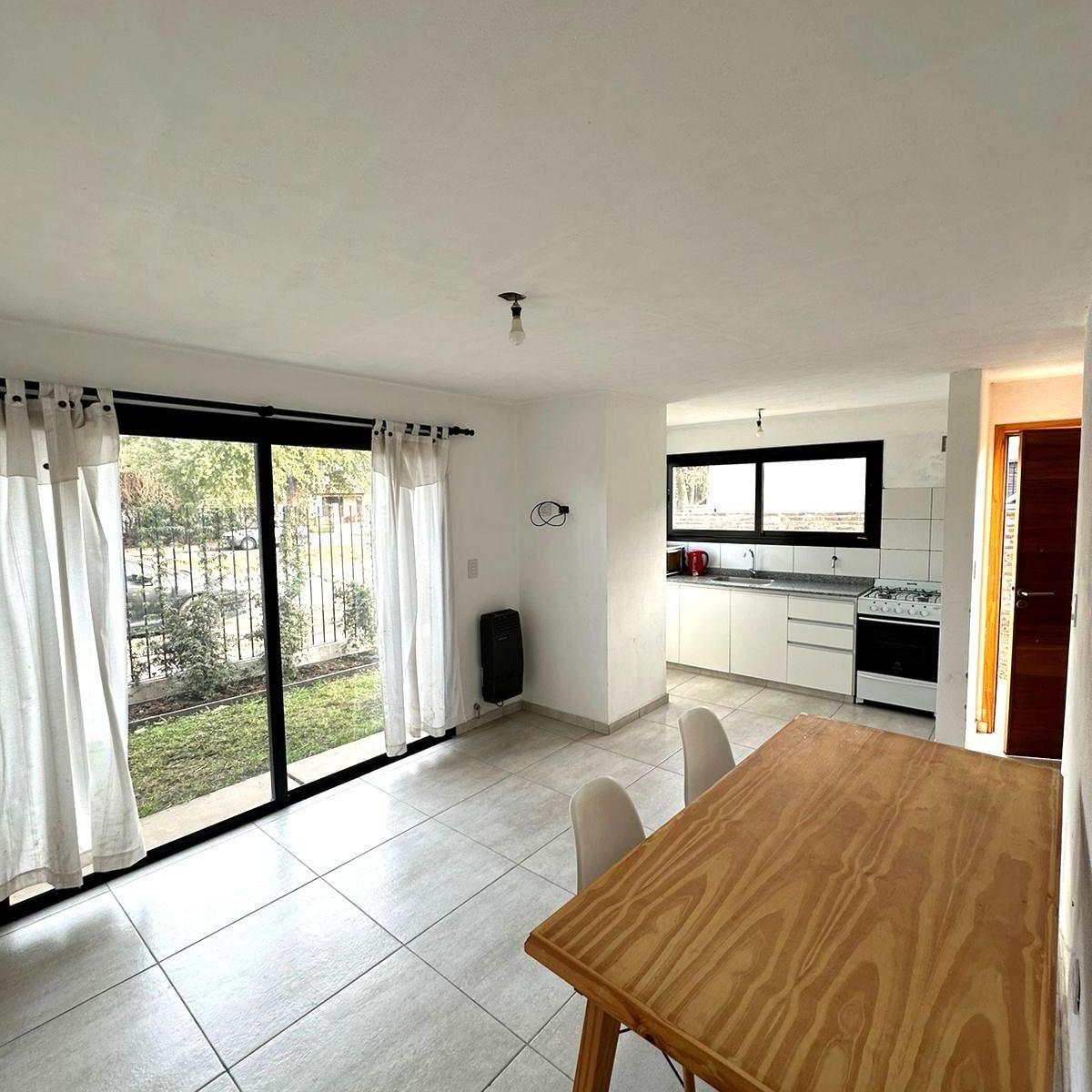 Venta| Departamento con Amplio Terreno 2