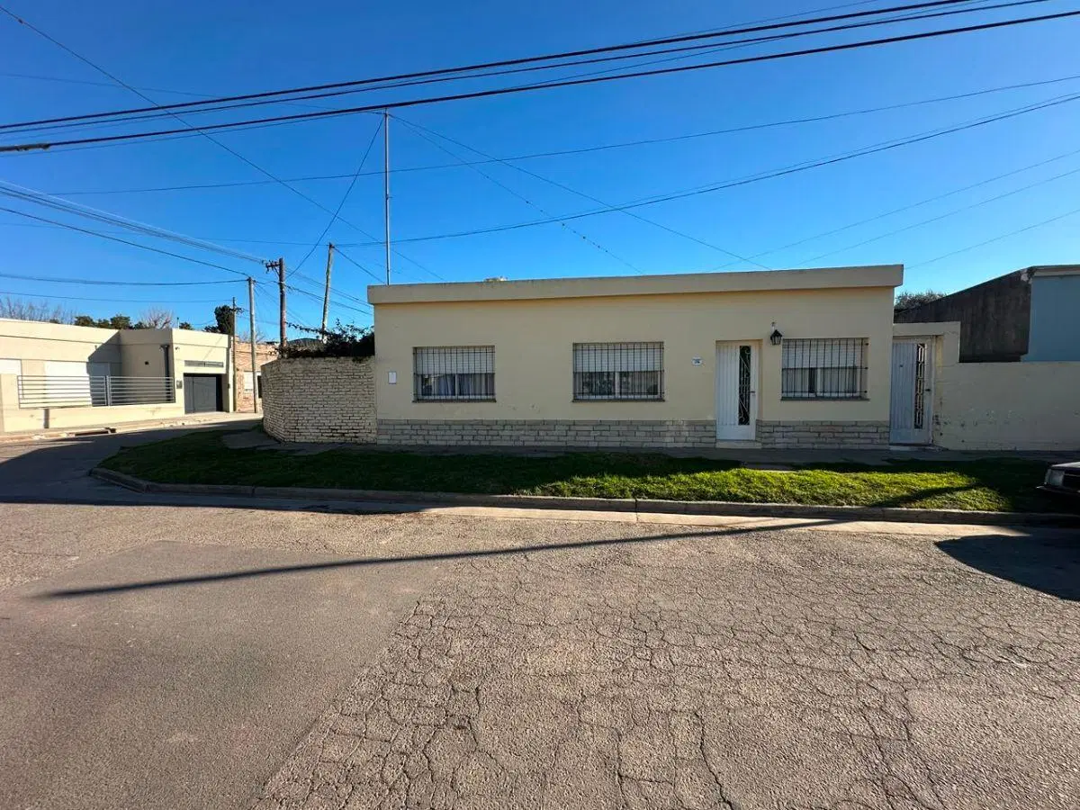 VENTA casa Imperdible ubicación céntrica 2