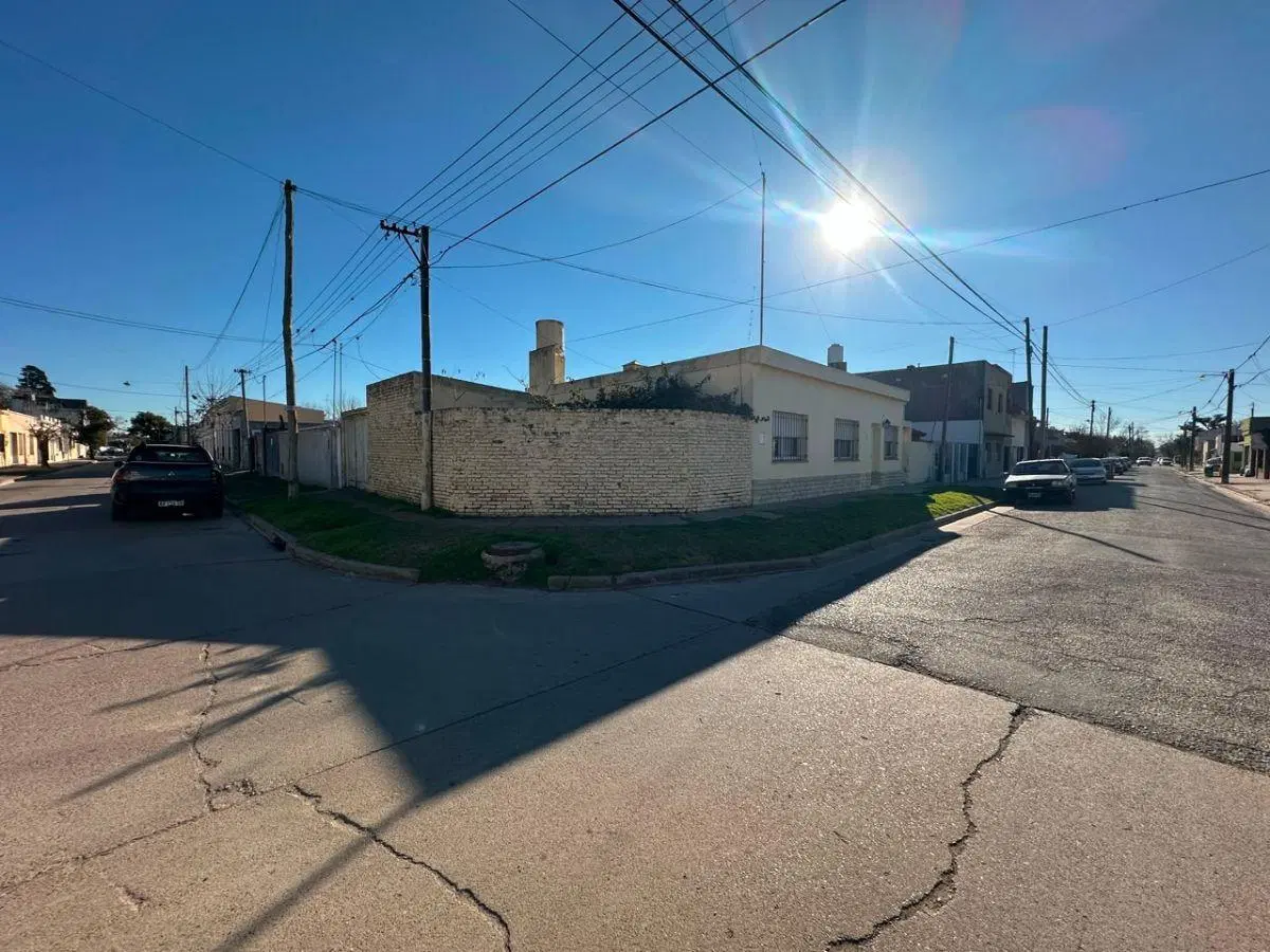 VENTA casa Imperdible ubicación céntrica 3