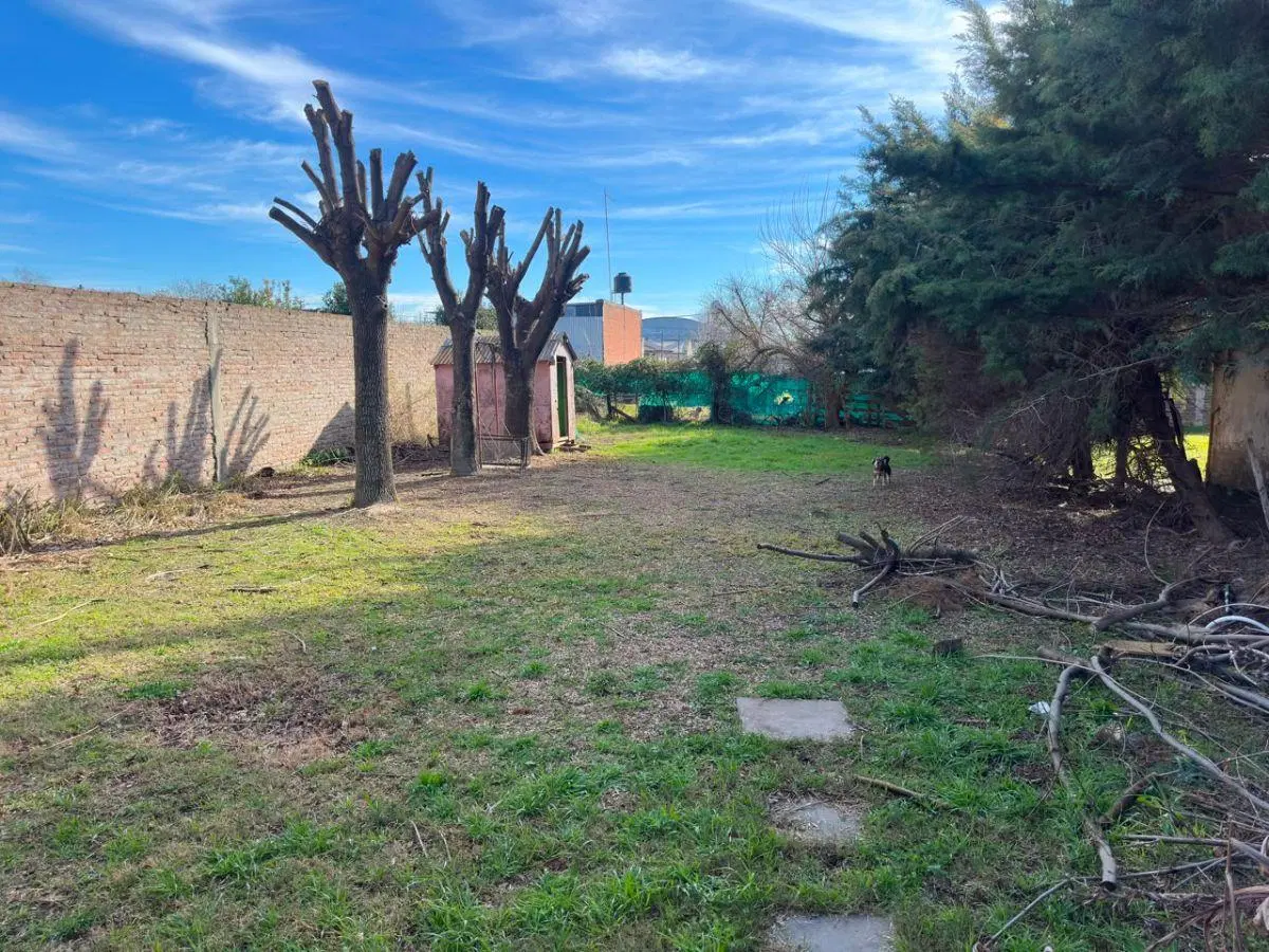 NUEVO INGRESO Venta Casa a refaccionar en S.A. de Areco 8