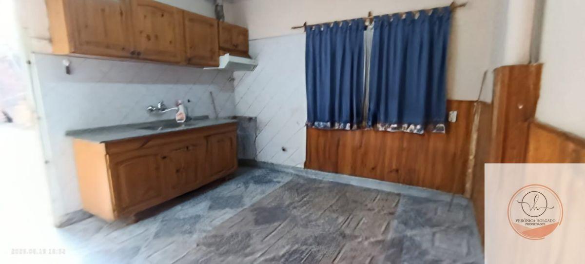 Foto de Venta casa de dos dorm. más depto. de un dorm.-Brio Alberdi-San, imagen 5