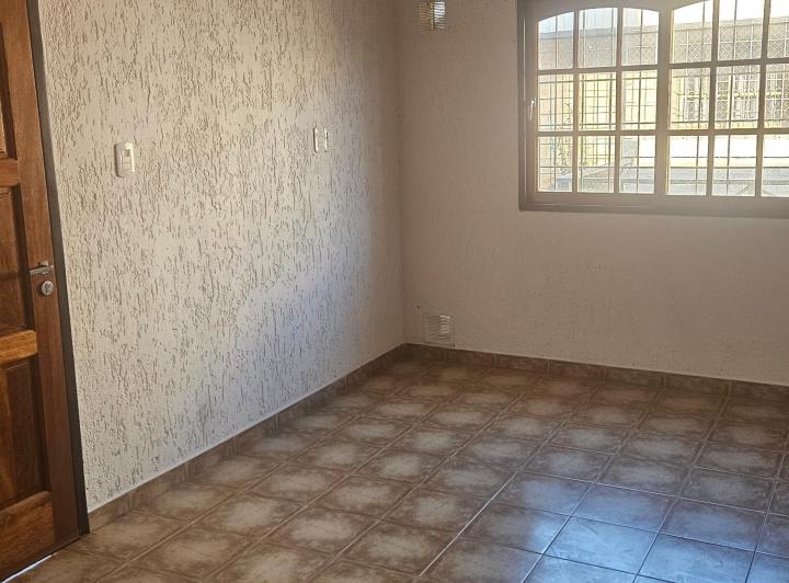DUEÑO ALQUILA DTO 1 DORMITORIO MEDIA CUADRA PASO DE LOS ANDES 3