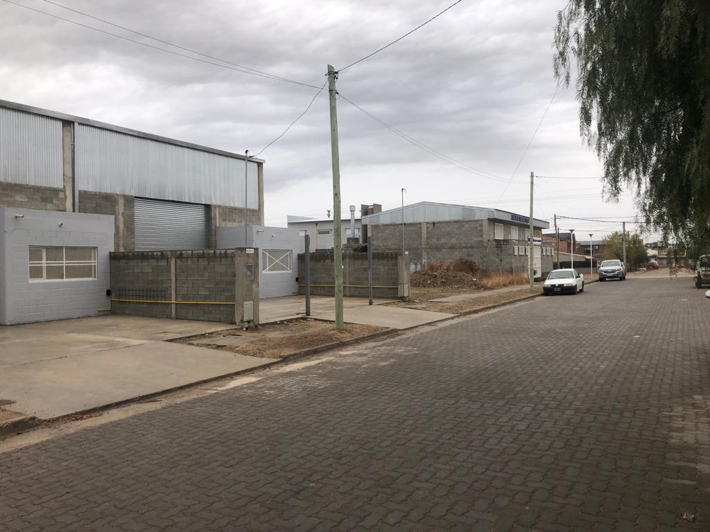 Dueño Vende Galpón a Estrenar de 250 m² 4