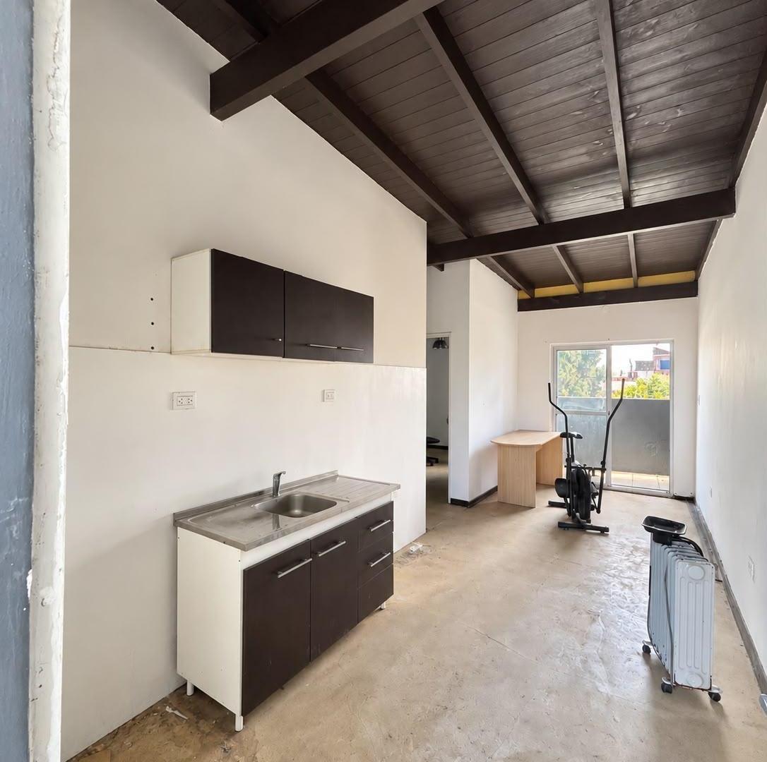 Foto de 2 DEPARTAMENTOS DE 2 AMBIENTES, imagen 1