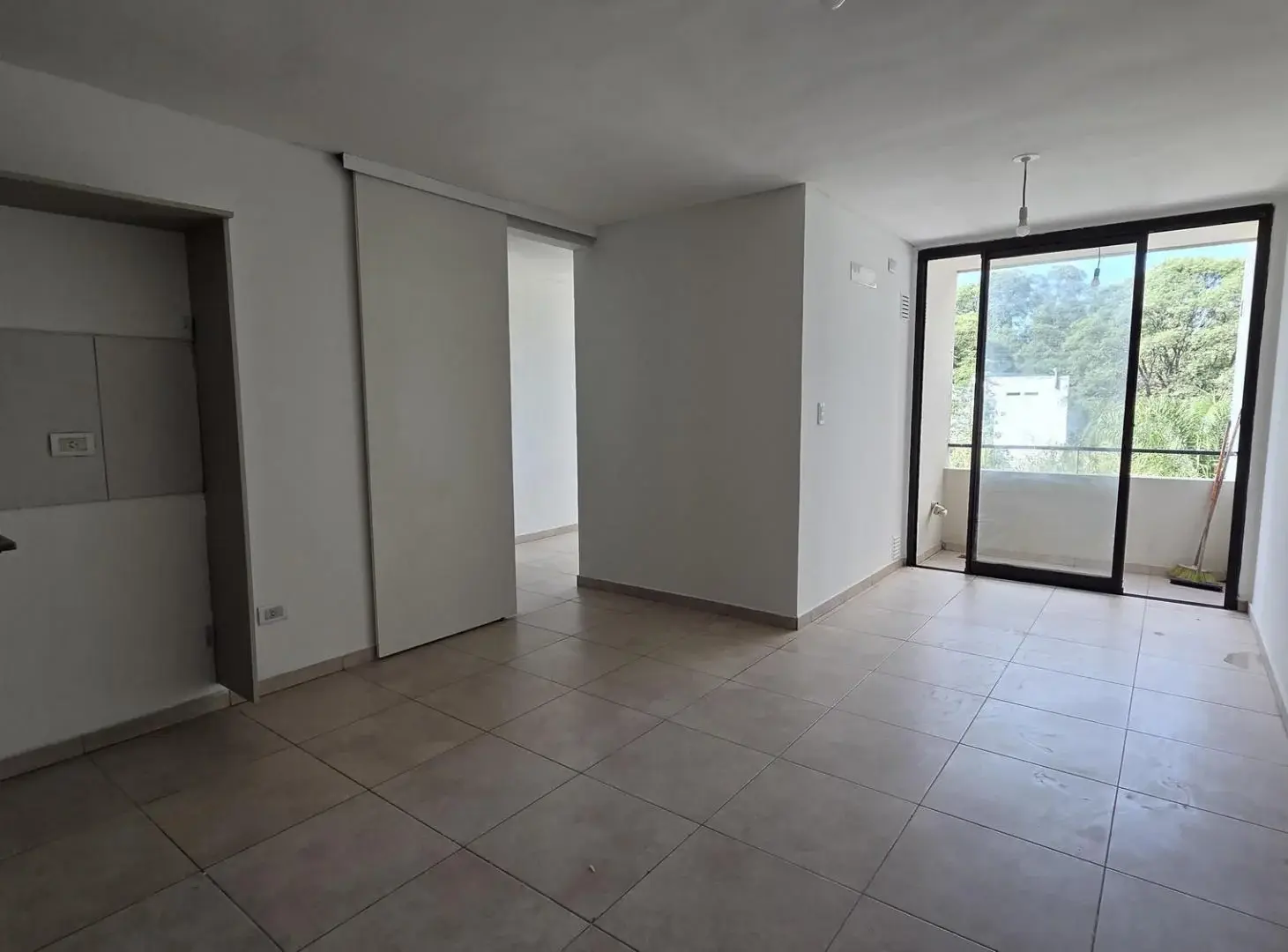 ALQUILER - 1 DORMITORIO - Excelente ubicación 1