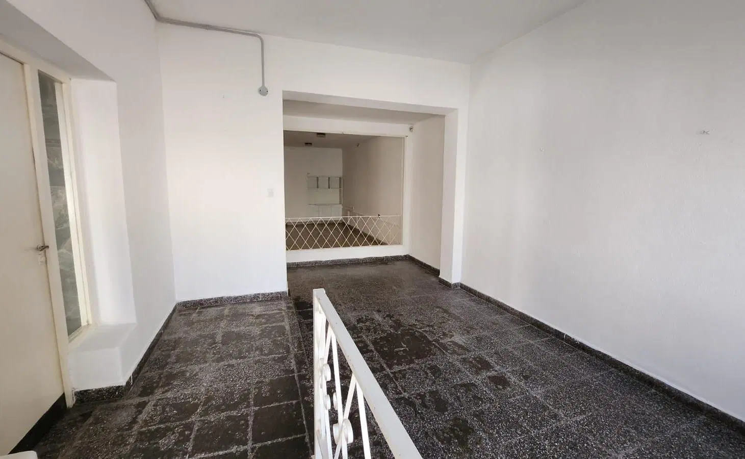 ALQUILER - casa 2 dormitorios - Barrio Guemes 1