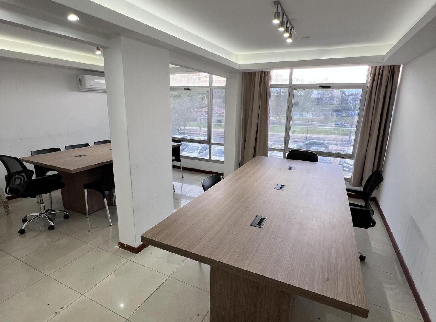 Foto de Se venden oficinas excelente ubicación!!, imagen 2